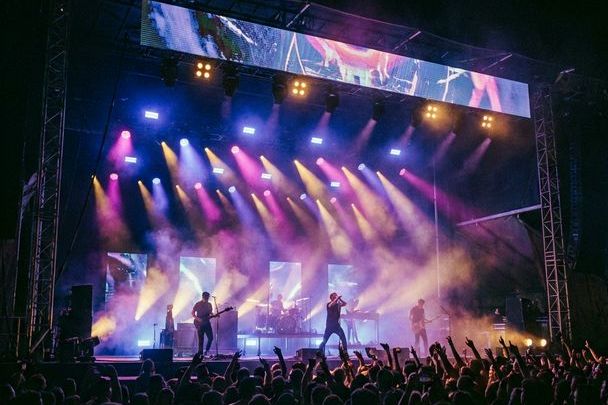 The Future of Stage Lighting: Moving Heads & LEDs